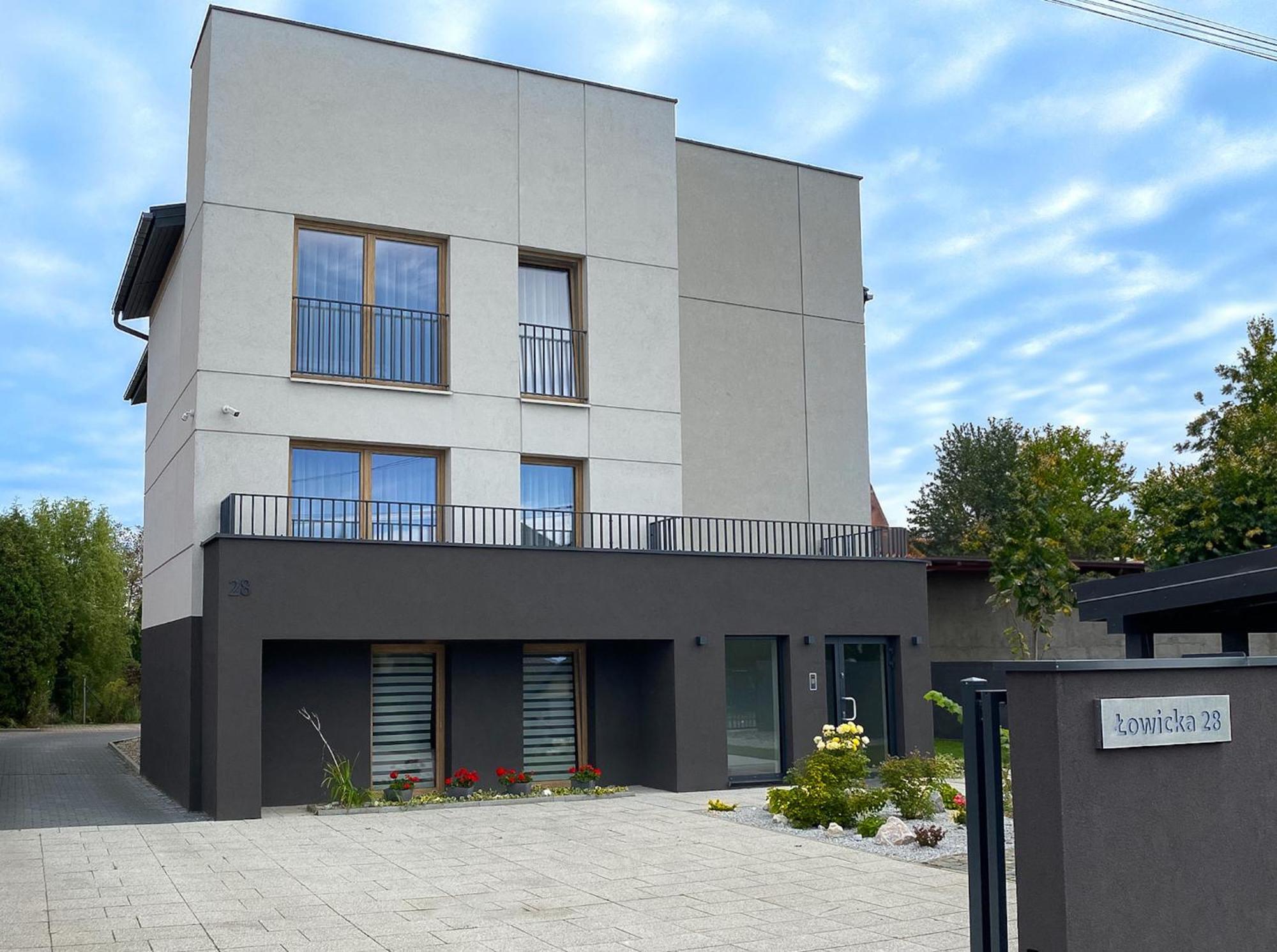 Tanie Noclegi Gliwice - Apartamenty Lowicka 28 Exteriér fotografie